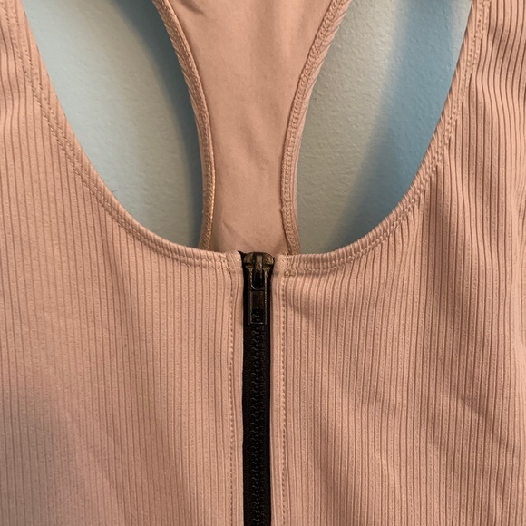 One piece bathing suit - Picture 2 of 3